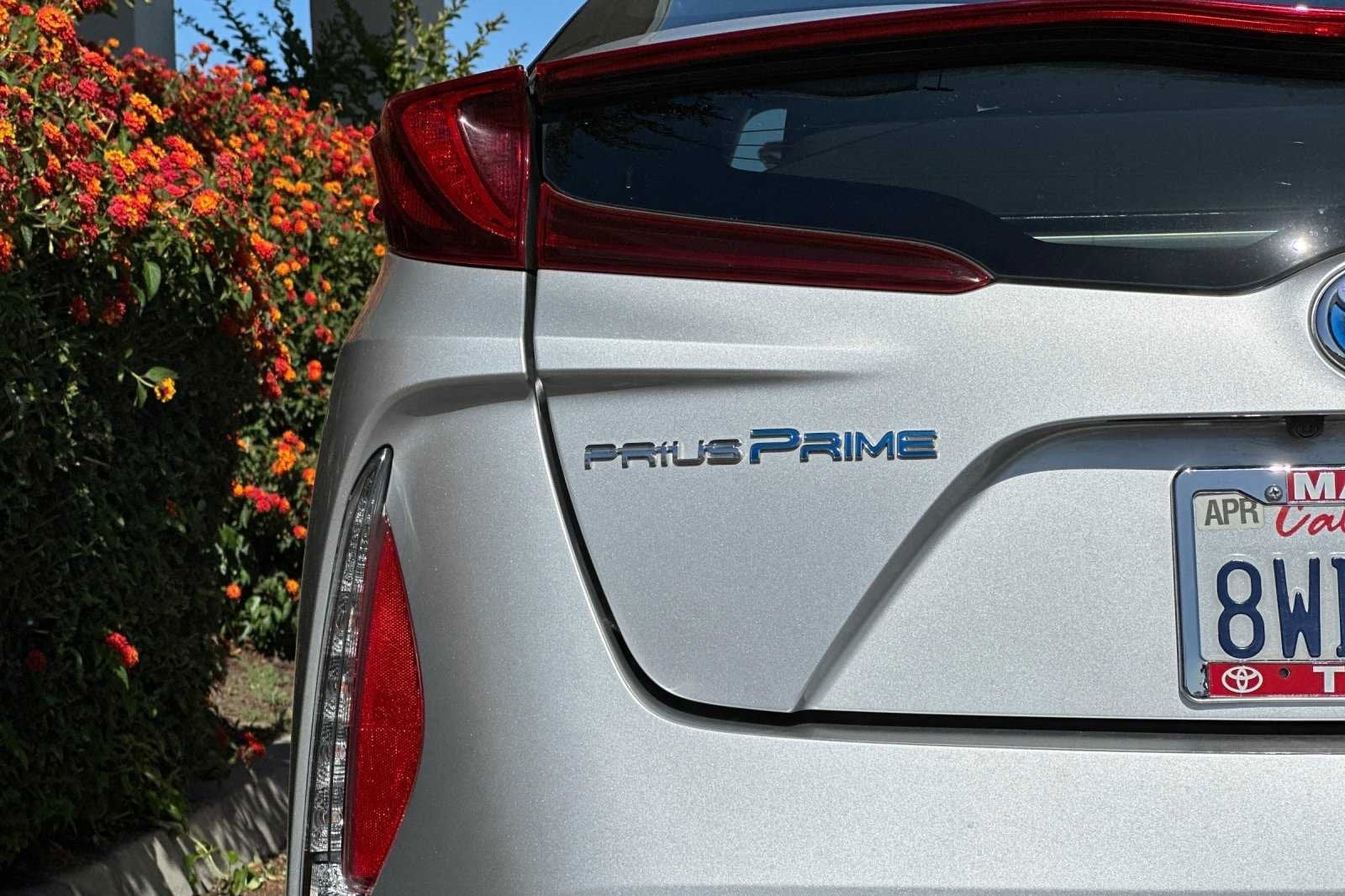 2021 Toyota PRIUS PRIME Base